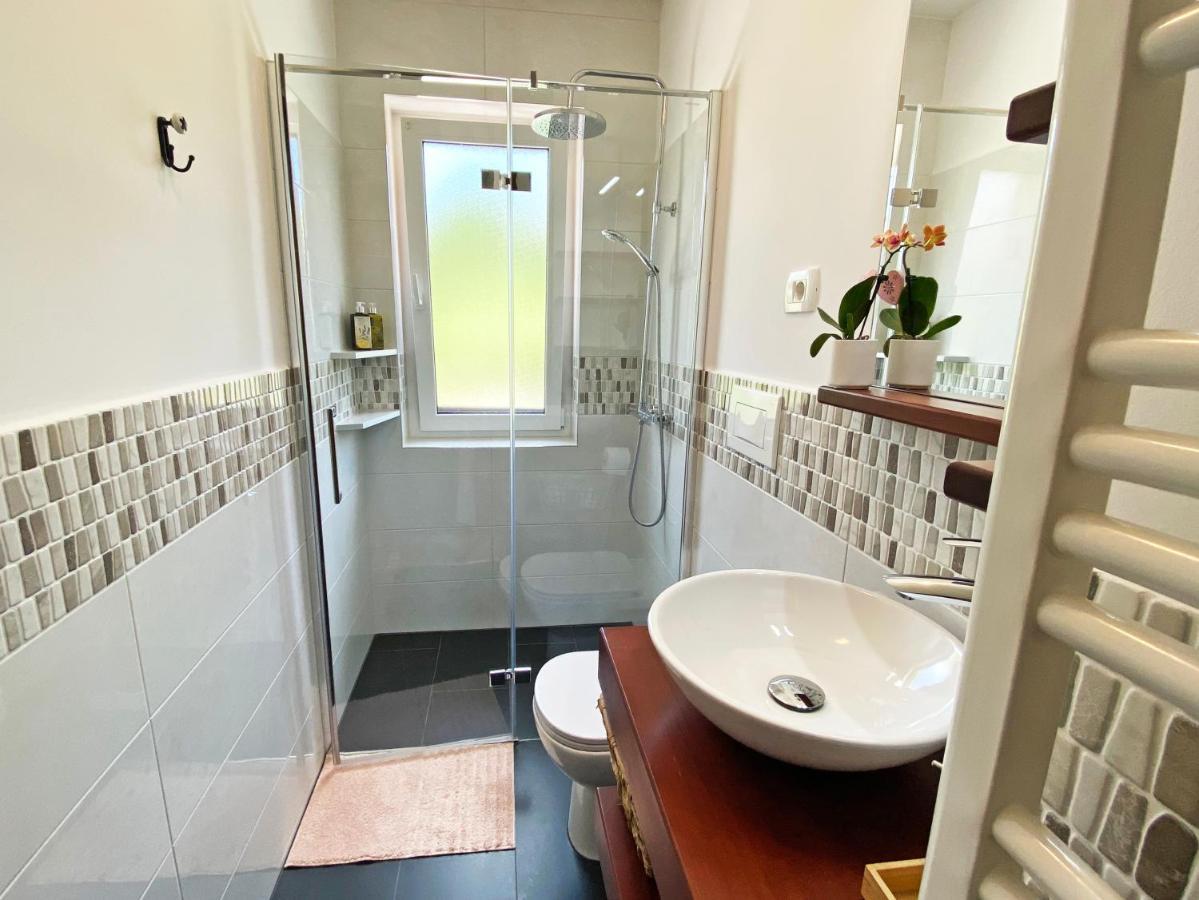 شقة دوبروفو  في Apartma Jancic المظهر الخارجي الصورة